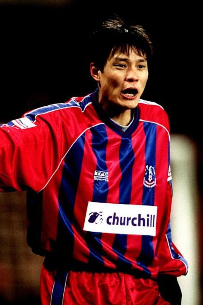 Top 10 Best Chinese Soccer Players [2024 Update] Players Bio