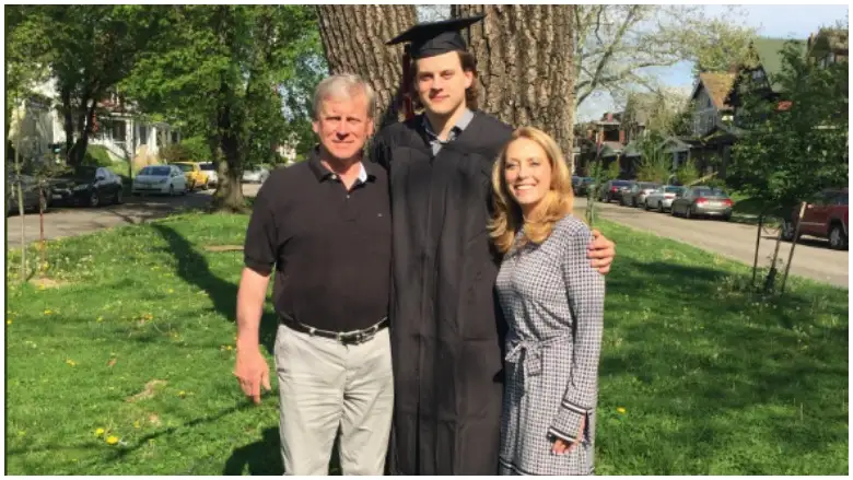 Joe Burrow With His Mother Robin And Father Jimmy