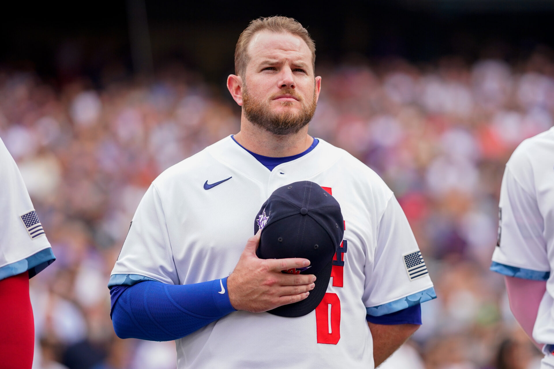 Max Muncy [2025 Update] Career & Net Worth Players Bio