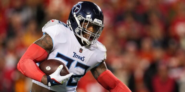 Derrick Henry: Family, Career, Girlfriend & Net Worth!