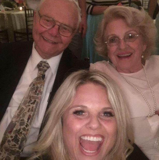 Lisa Wilson with her parents Gary and Rose Neeleman (Source: News Unzip)