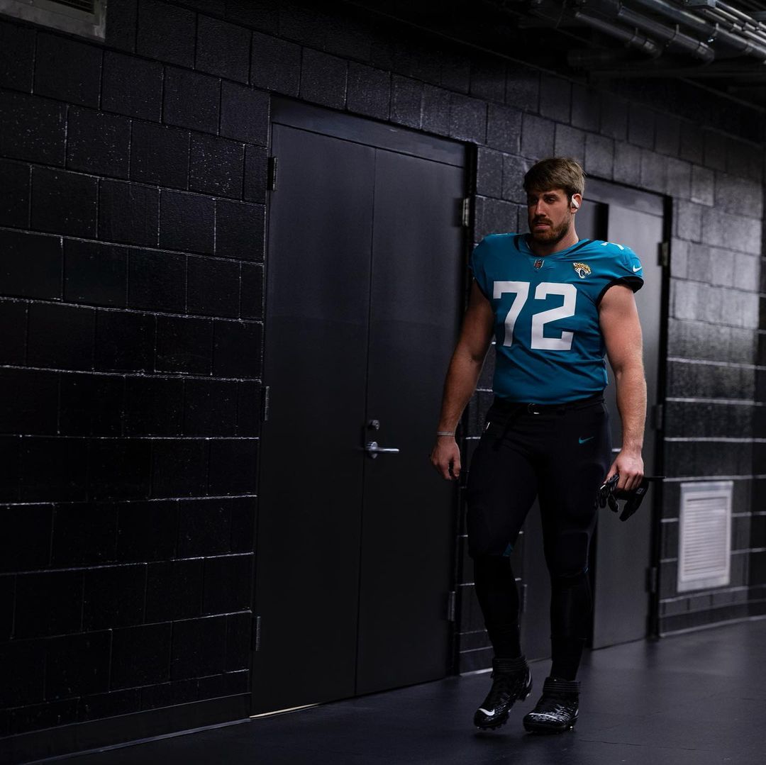 Walker Little - Players Bio