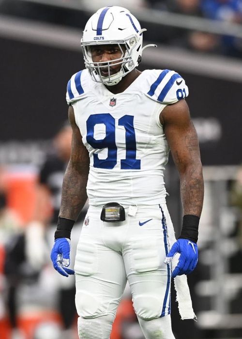 Ngakoue Playing For Indianapolis Colts