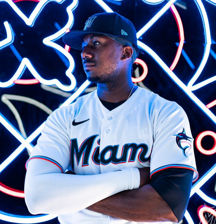 Baseball Outfielder Lewis Rocking In Maimi Marlins Jersey 