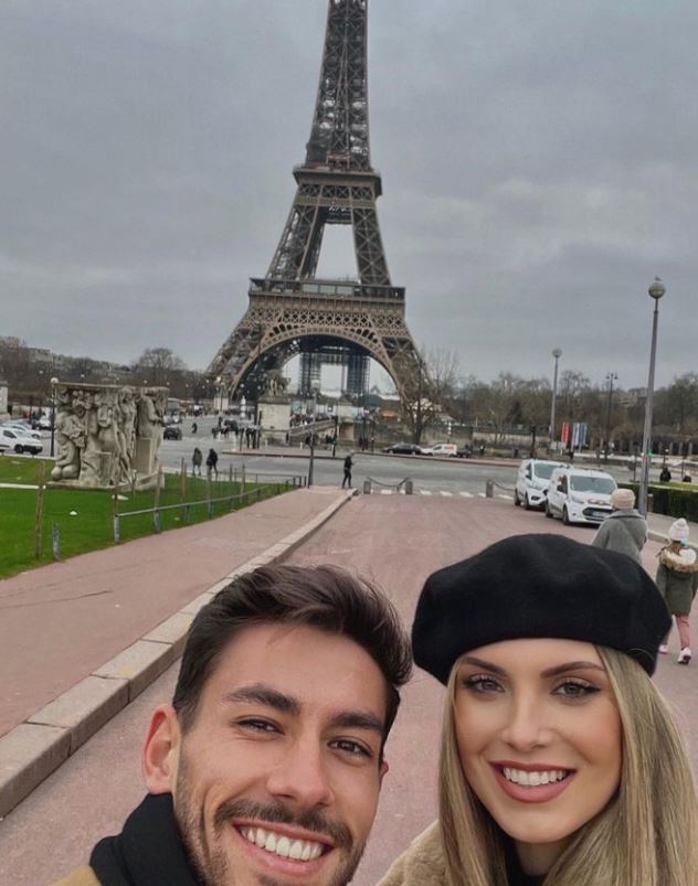 Altube And His Partner Amelia Taking Selfie In Paris
