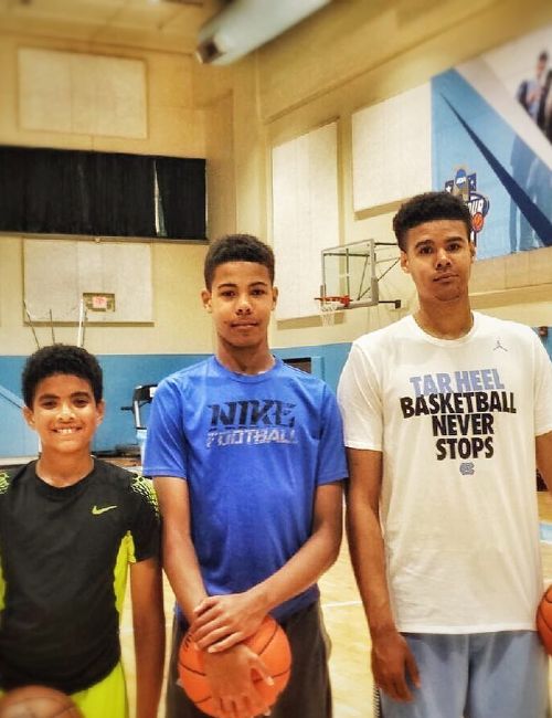 Cam Johnson With His Younger Brothers, Donovan & Braylon