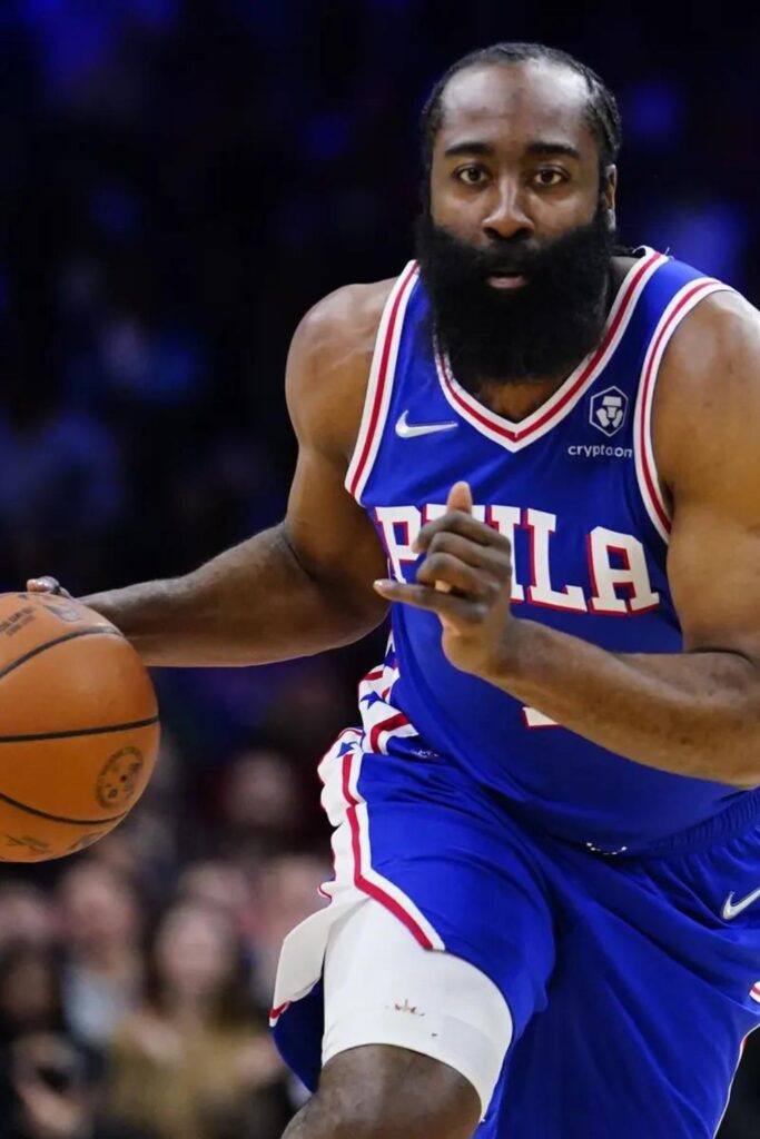 The Philadelphia 76ers Shooting Guard James harden 