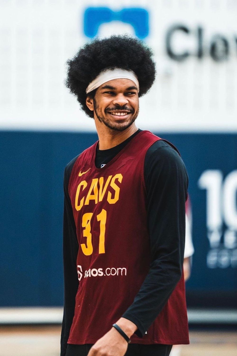 Cavs Center Jarrett Allen 