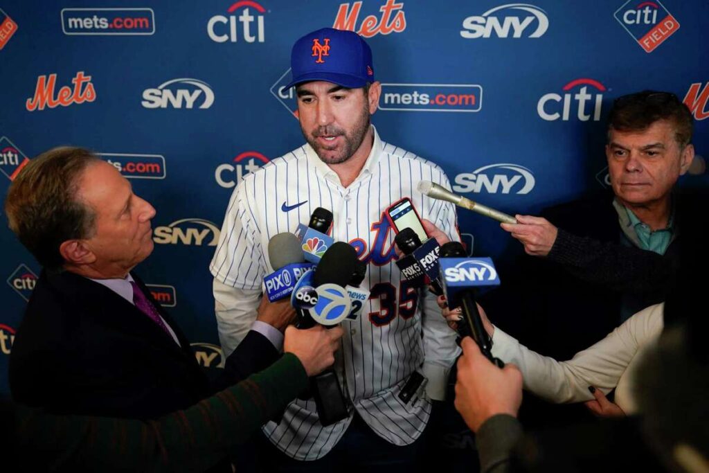 Justin Verlander Talking With Press 