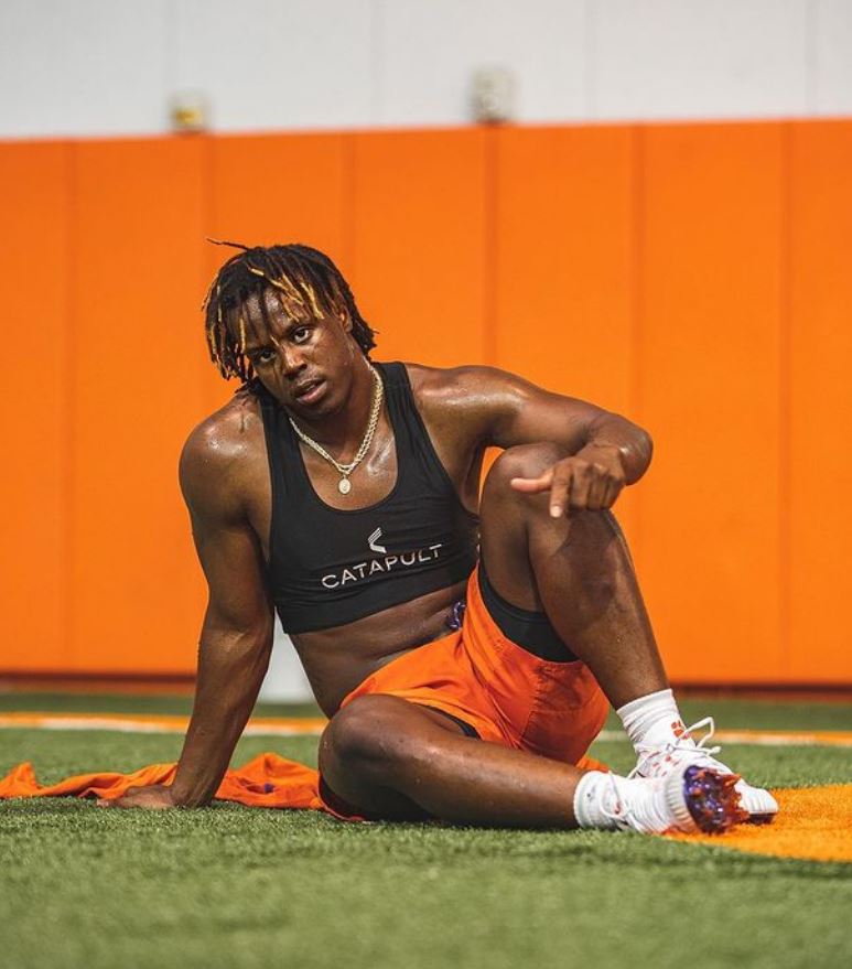 Travis Etienne