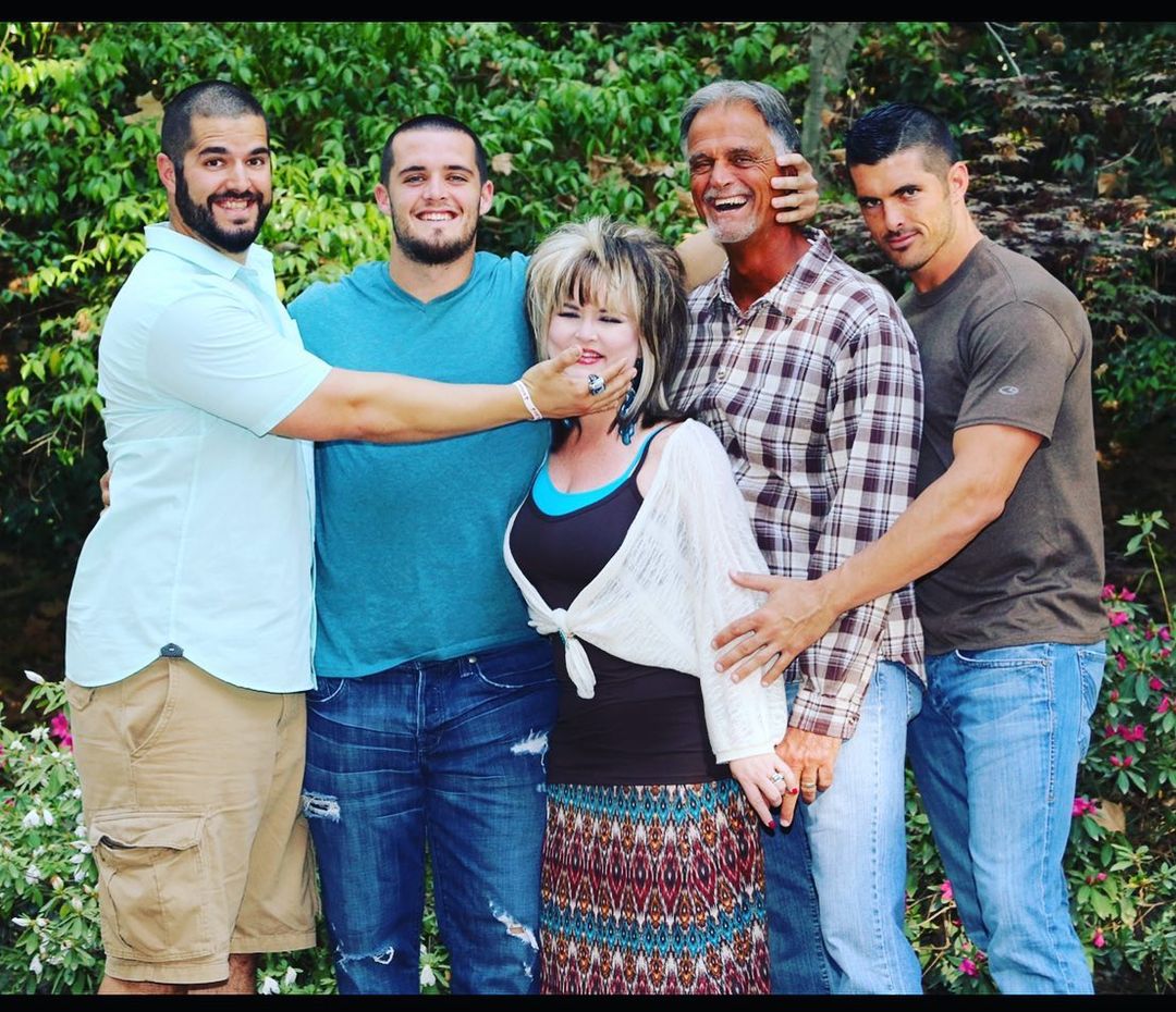 Derek Carr With His Parents And His Brothers