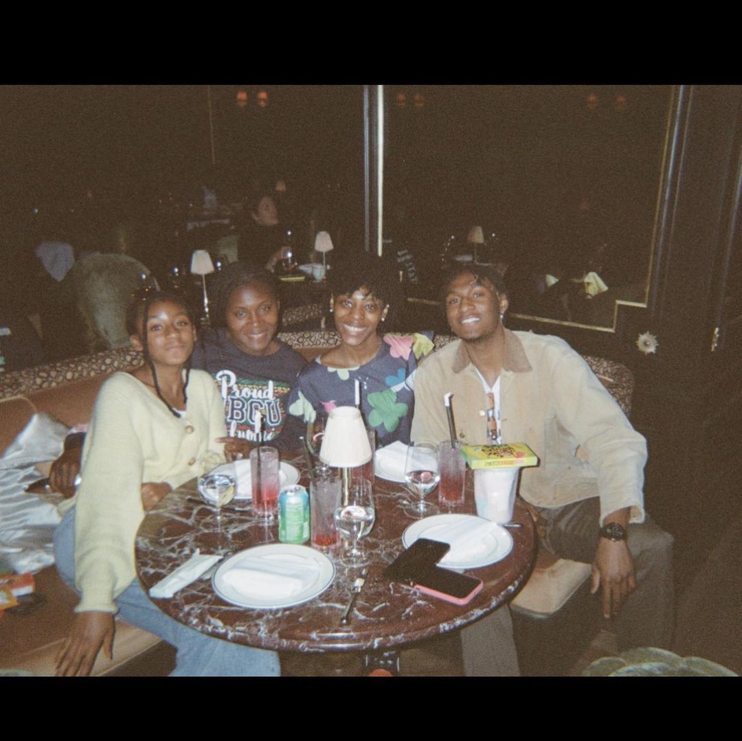 Immanuel Quickley With His Family Members