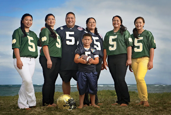 Manti With His Family 