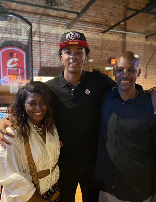 Murphy III With His Parents