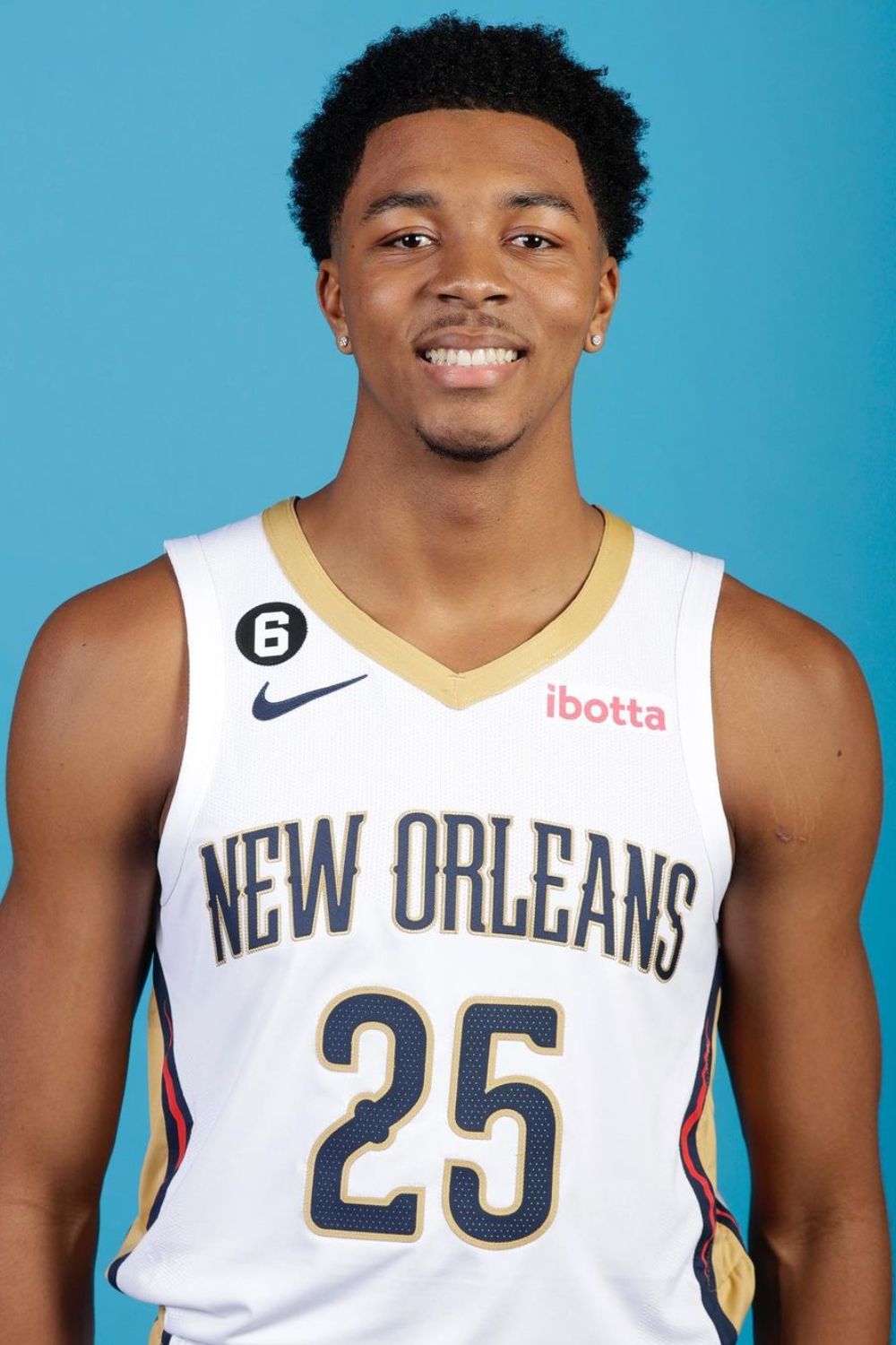 Trey Murphy III Wearing Jersey Of The Pelicans