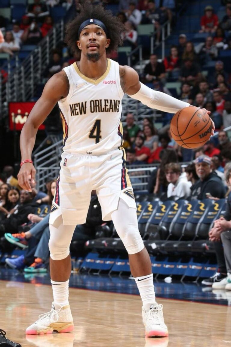 Devonte' Graham Net Worth: NBA Contracts, Salary & More - Players Bio