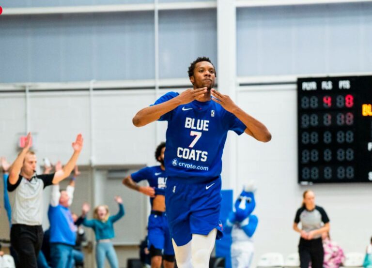 Louis King For The Delaware Blue Coats