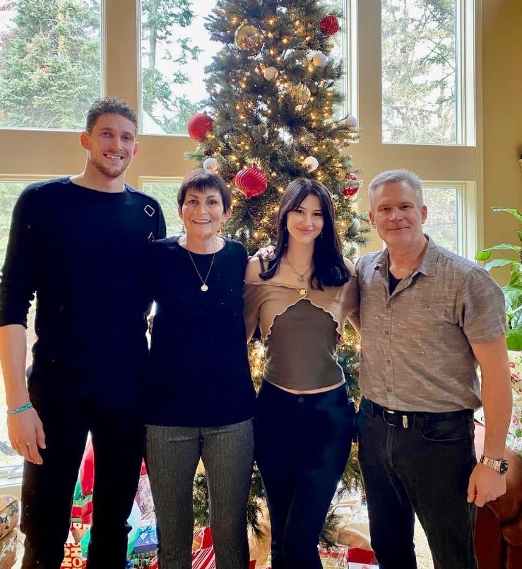 Mike Muscala With His Family
