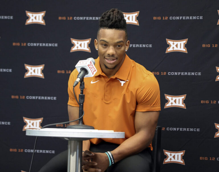 Bijan Robinson Speaks To The Media
