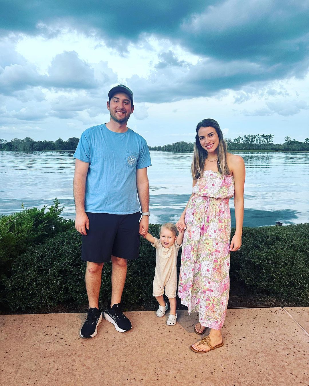 Chase Briscoe With His Wife & Son