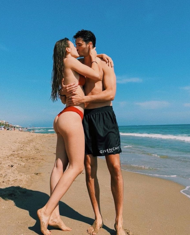 Clara Fernandez kissing her boyfriend, Marc Lerch