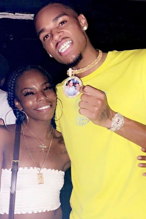 Dejounte Murray With Sister