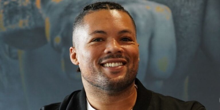 Joe Joyce Smiling With His Teeth