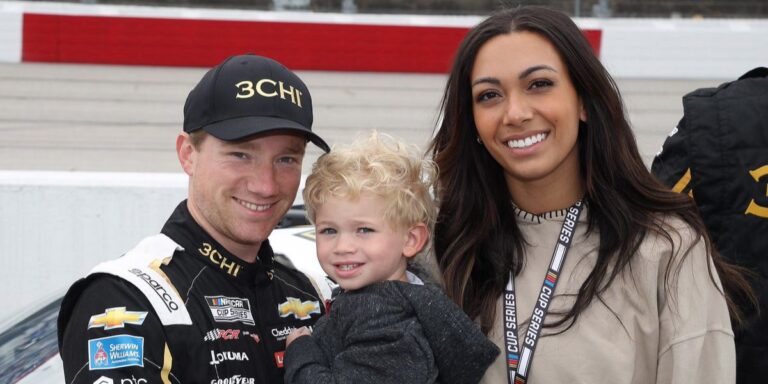 Tyler Reddick With His Girlfriend & Son