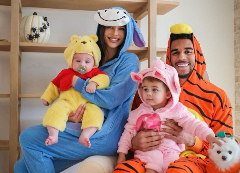 Evander Kane With His Family