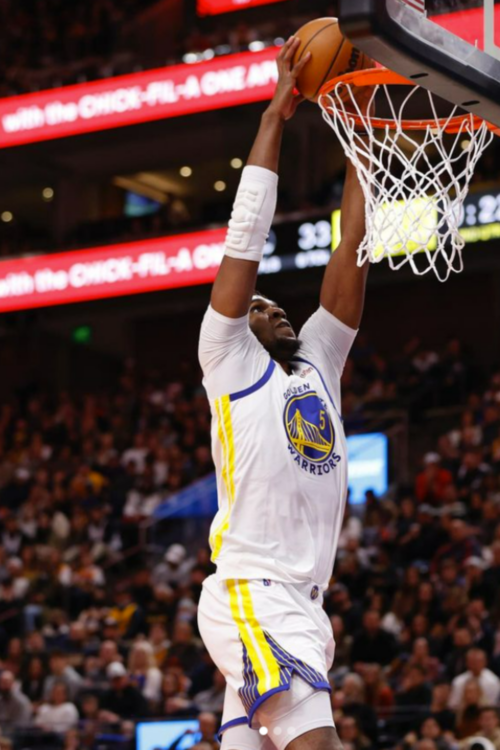 Kevon Looney Scoring A Point