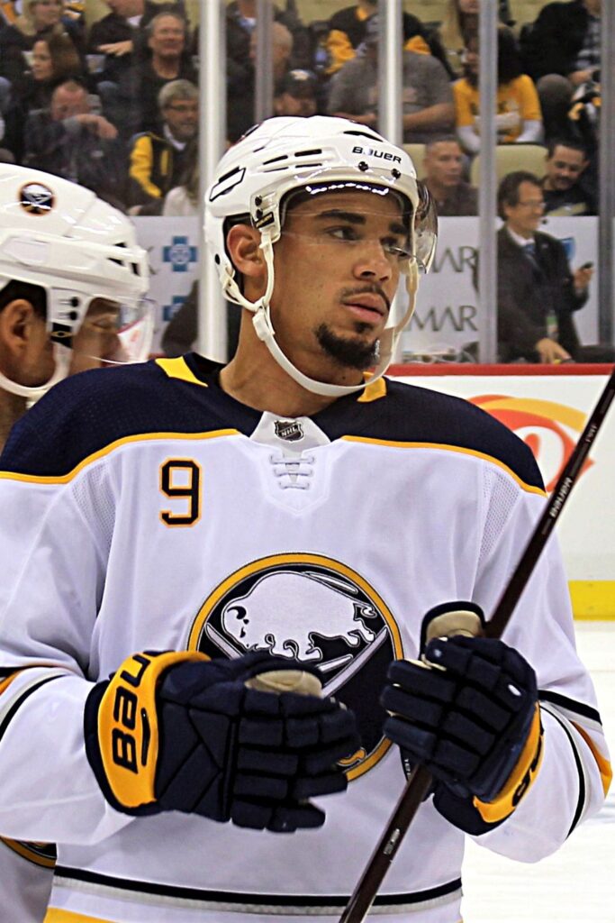 Evander Kane Brother: Meet His Sister Brea And Kyla Kane- Family Tree ...