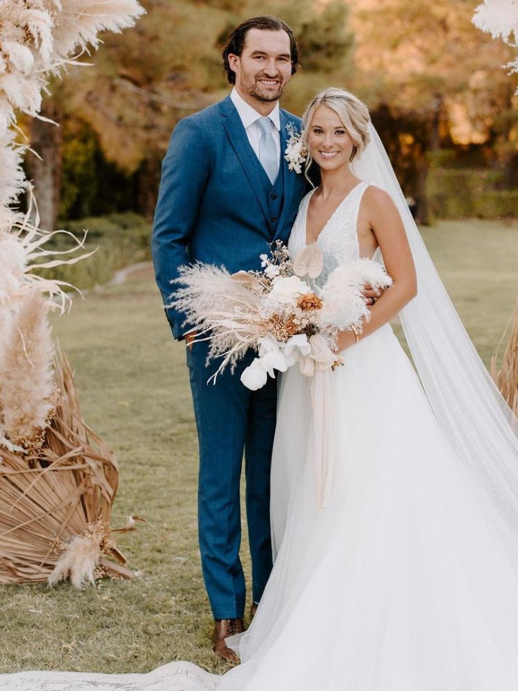 Mark Stone And His Girlfriend Hayley Thompson 