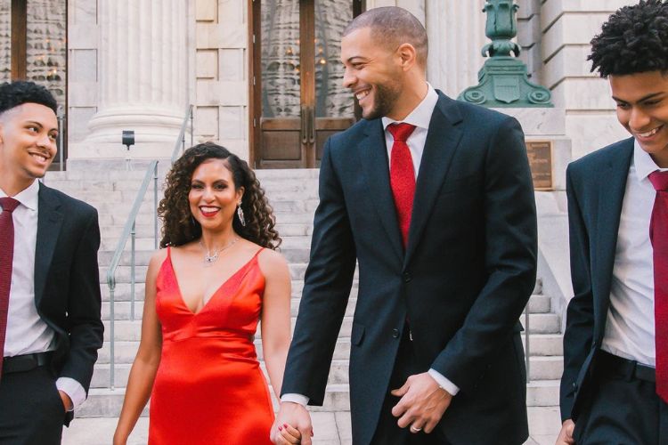 Candace Parker Brother Anthony Parker Pictured With His Wife And Their Two Sons