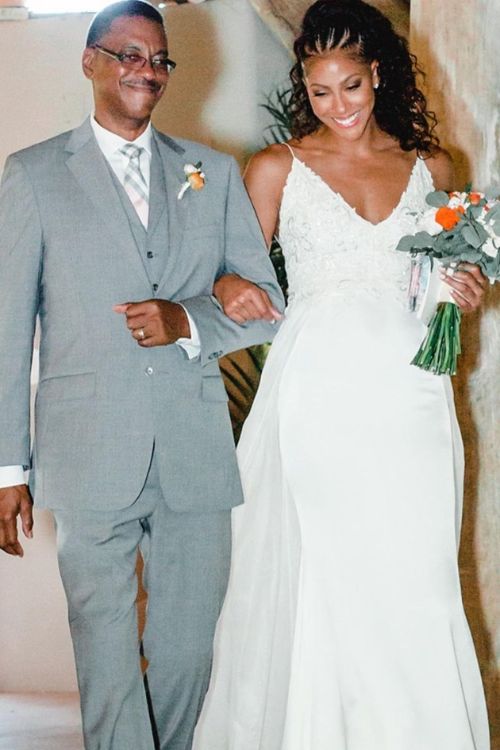 Candace Parker Walks Down The Aisle With Her Father Larry 