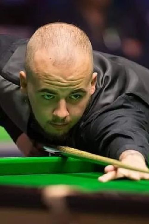 Luca Brecel Pictured Aiming His Shot During A Game In 2021