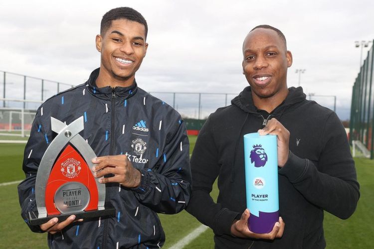 Marcus Rashford And Brother Dwaine Maynard Pictured With Rashford's PL POTM Award Earlier This Year In February 