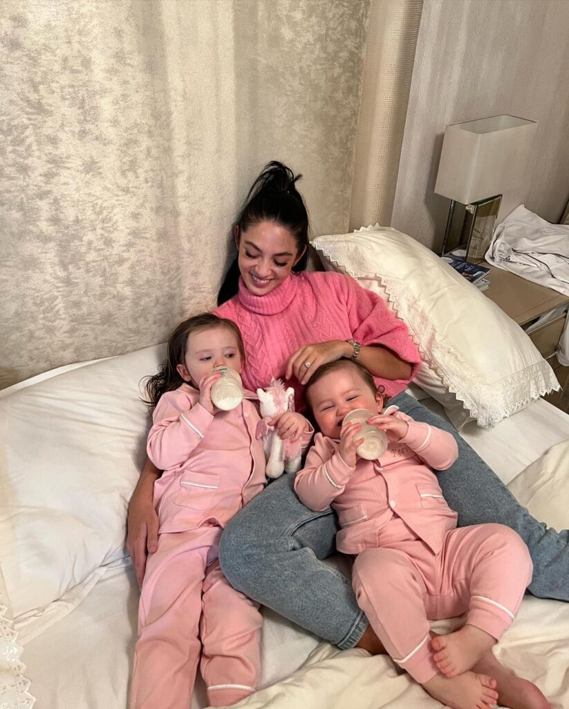 Ashley Ho With Her Kids