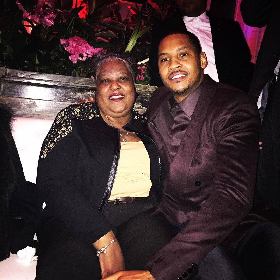 Carmelo Anthony And His Mother