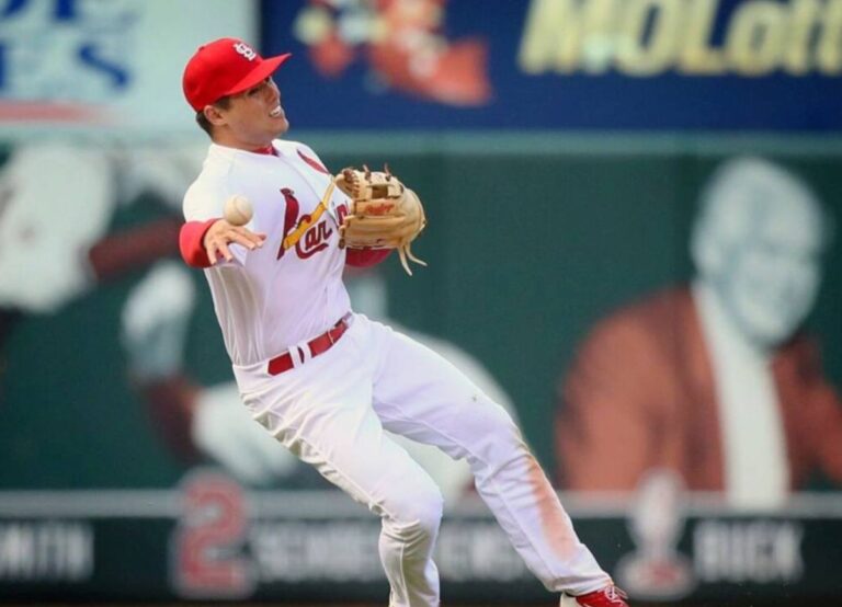 Aledmys Diaz Feature