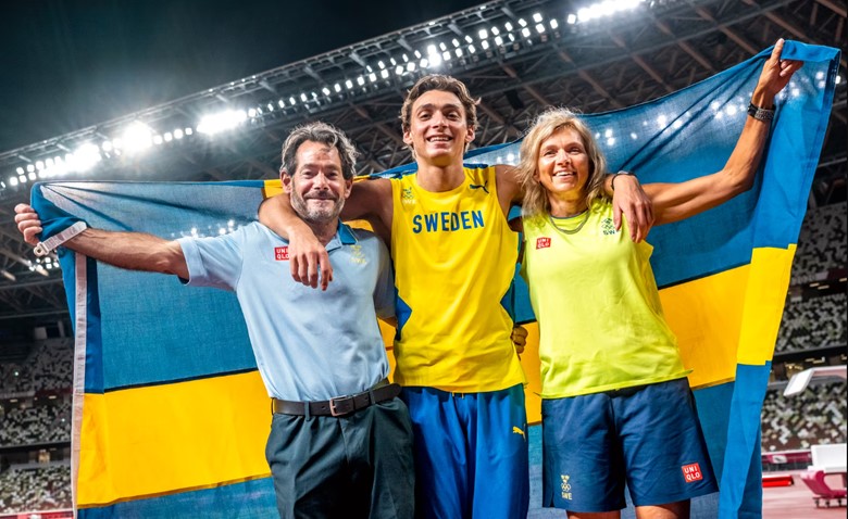 Armand Duplantis With His Parents