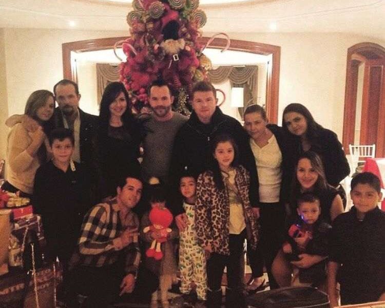 Canelo-Alvarez-Family