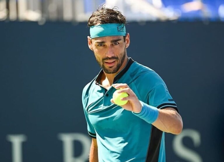 Fabio Fognini About To Start His Serve