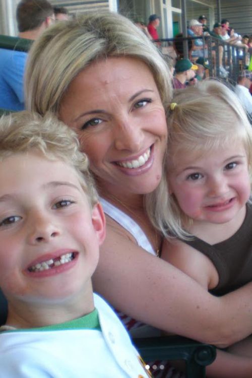 Glen Kuiper's Wife Amanda With Her Son Jack And Daughter Annie