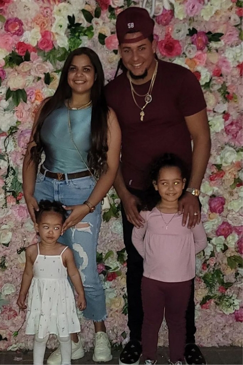 Luis Castillo With His Wife And Kids