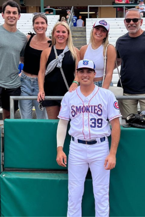 Matt with his parents and siblings