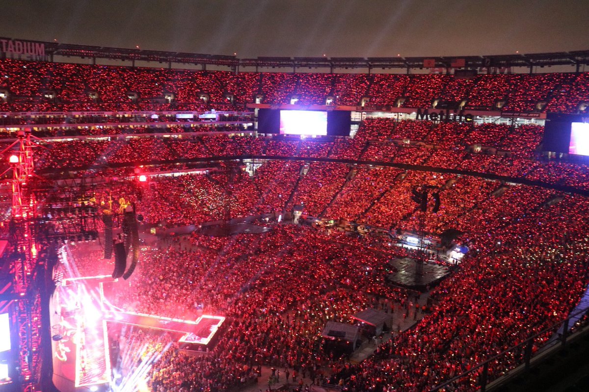 Taylor Swift MetLife Stadium Show Breaks Sports Attendance Records