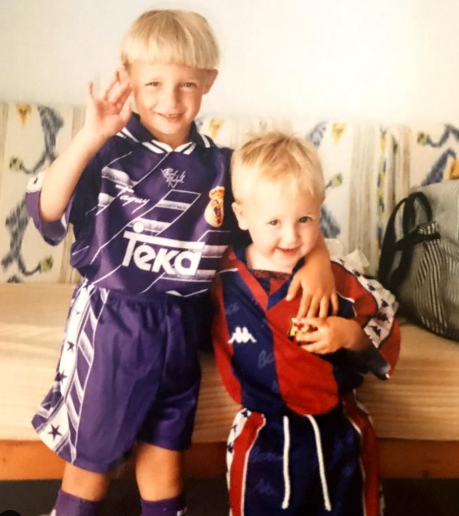 Liam With His Brother Callum During Their Childhood