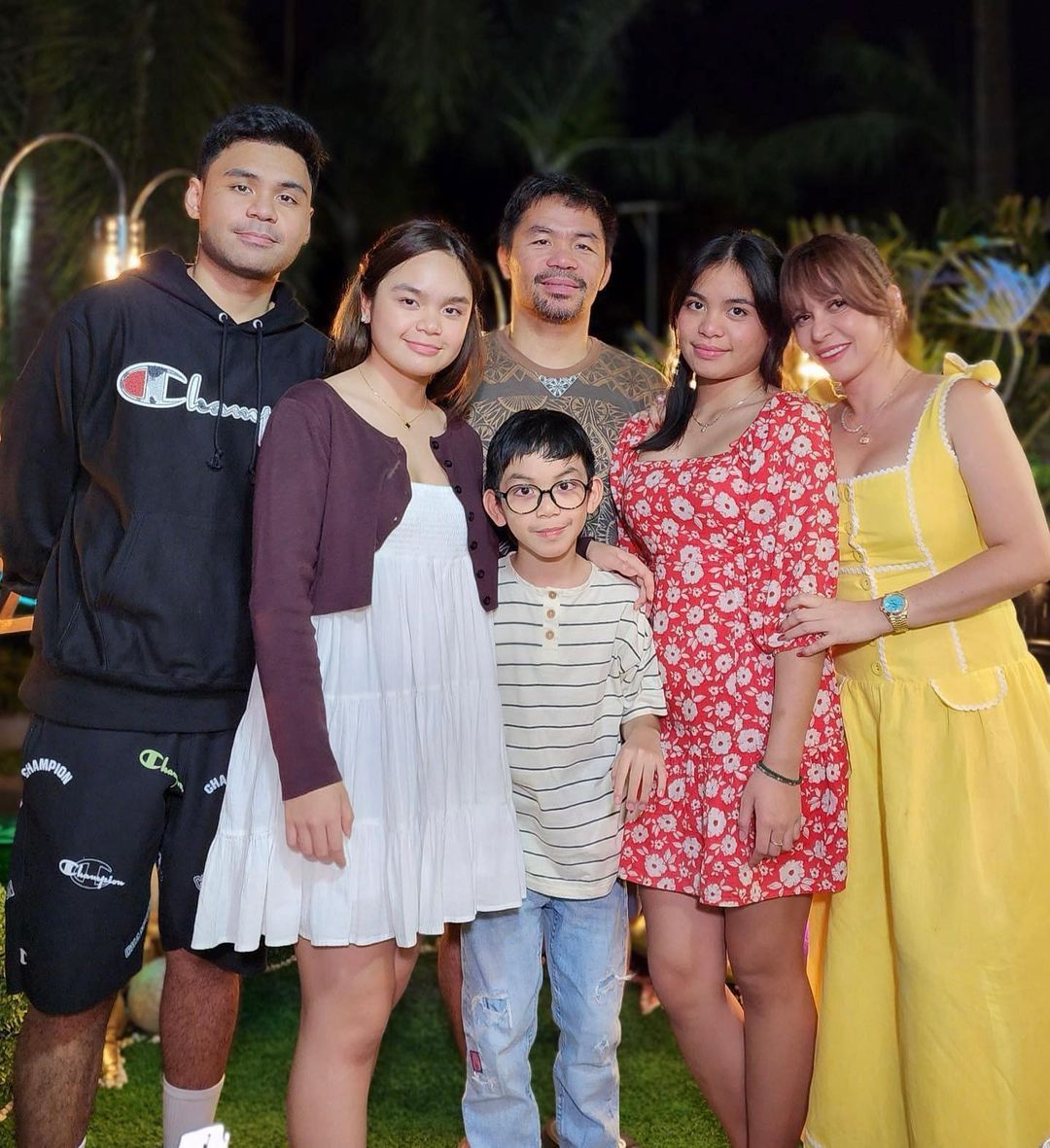 Manny Pacquiao With His Family