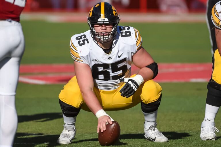 Tyler Linderbaum