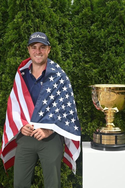 Justin Thomas Standing Proud With Presidents Cup 